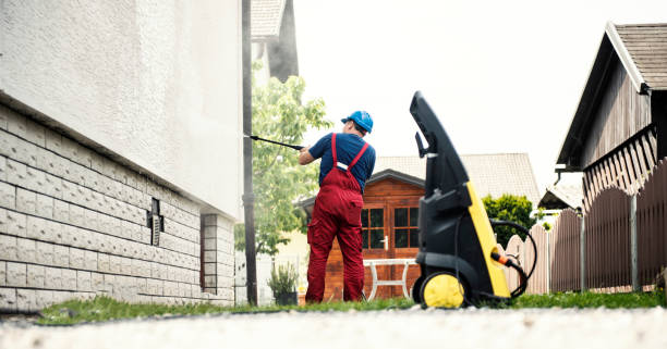 Best Parking Lot and Garage Cleaning  in Carleton, MI